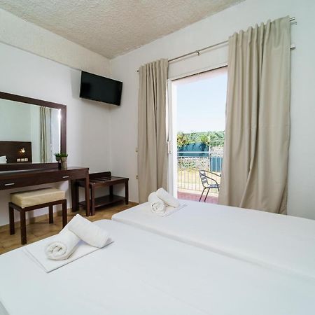 Mayo Rooms Zakynthos Akrotiri  Exterior foto